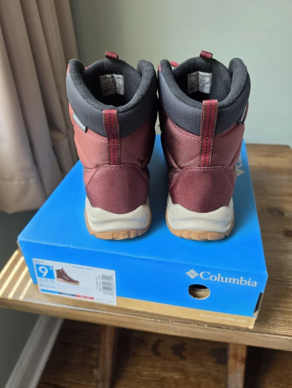 Columbia Men's 9.5 Firecamp Waterproof Winter Boot - Burgundy
